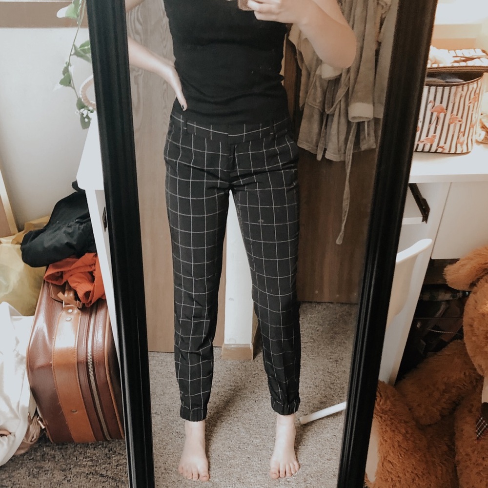 Black and white pants